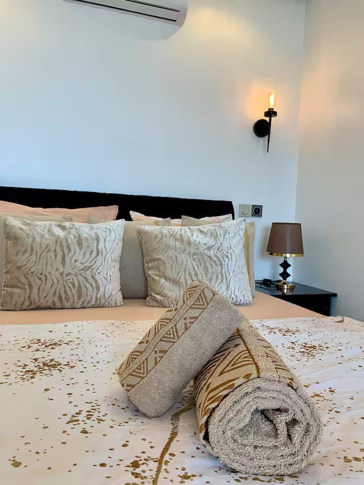 Logement F4 de Luxe avec Vue Mer au 18ème Étage — Tour Mobilart Bahia Center, Oran (7 pers.)