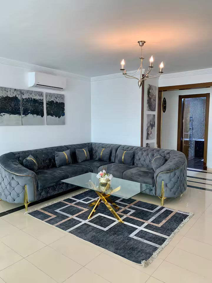 Logement F4 de Luxe avec Vue Mer au 18ème Étage — Tour Mobilart Bahia Center, Oran (7 pers.)