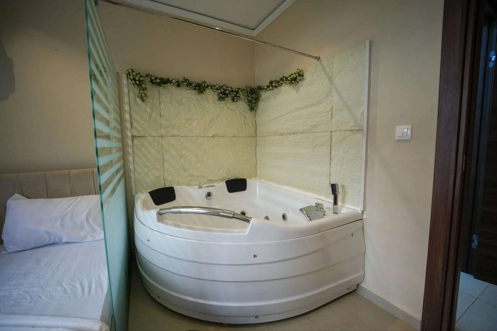 Appartement 2 Chambres avec Jacuzzi Privatif – Belgaïd / Canastel, Oran F3 Key in Dz