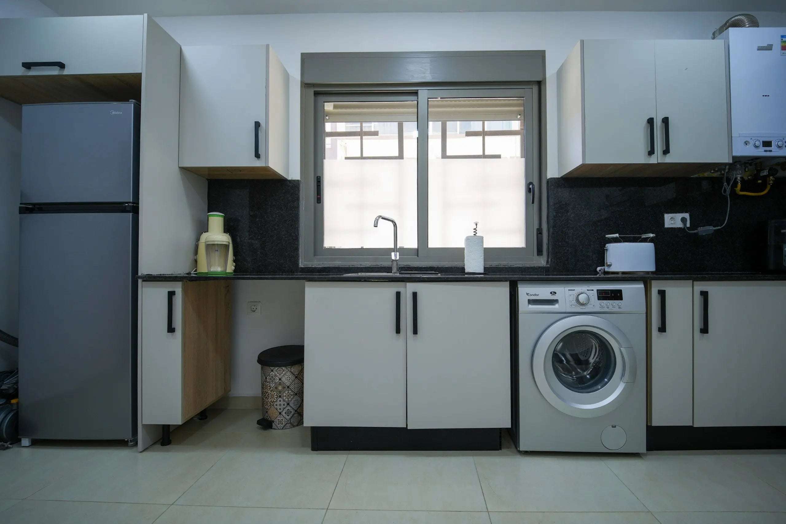 Appartement 2 Chambres avec Jacuzzi Privatif – Belgaïd / Canastel, Oran F3 Key in Dz