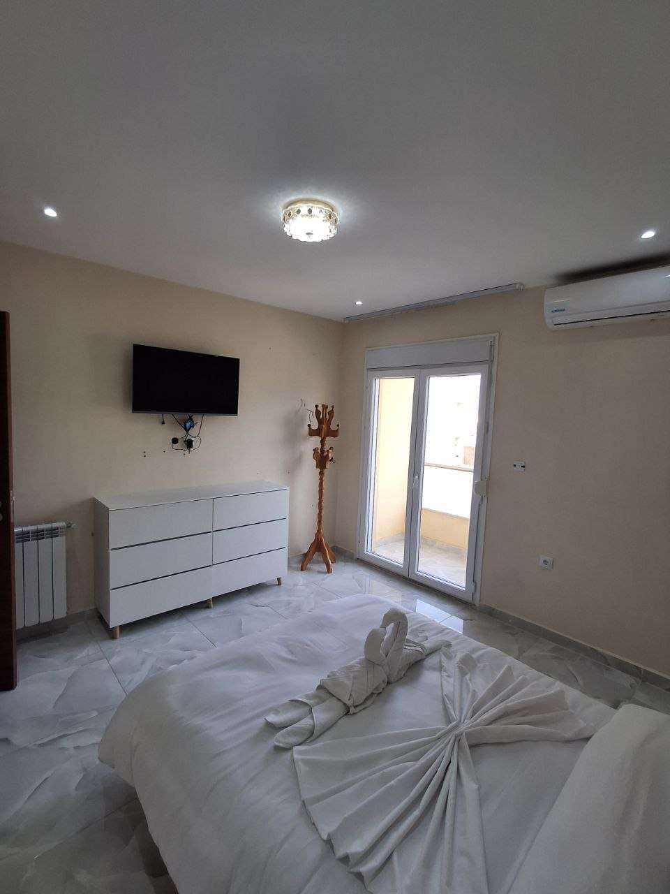 🏠 Family F4 Accommodation — Aïn El Turck, 2 min Beach, Akli 2 • 8 Pers • IPTV & Washing Machine