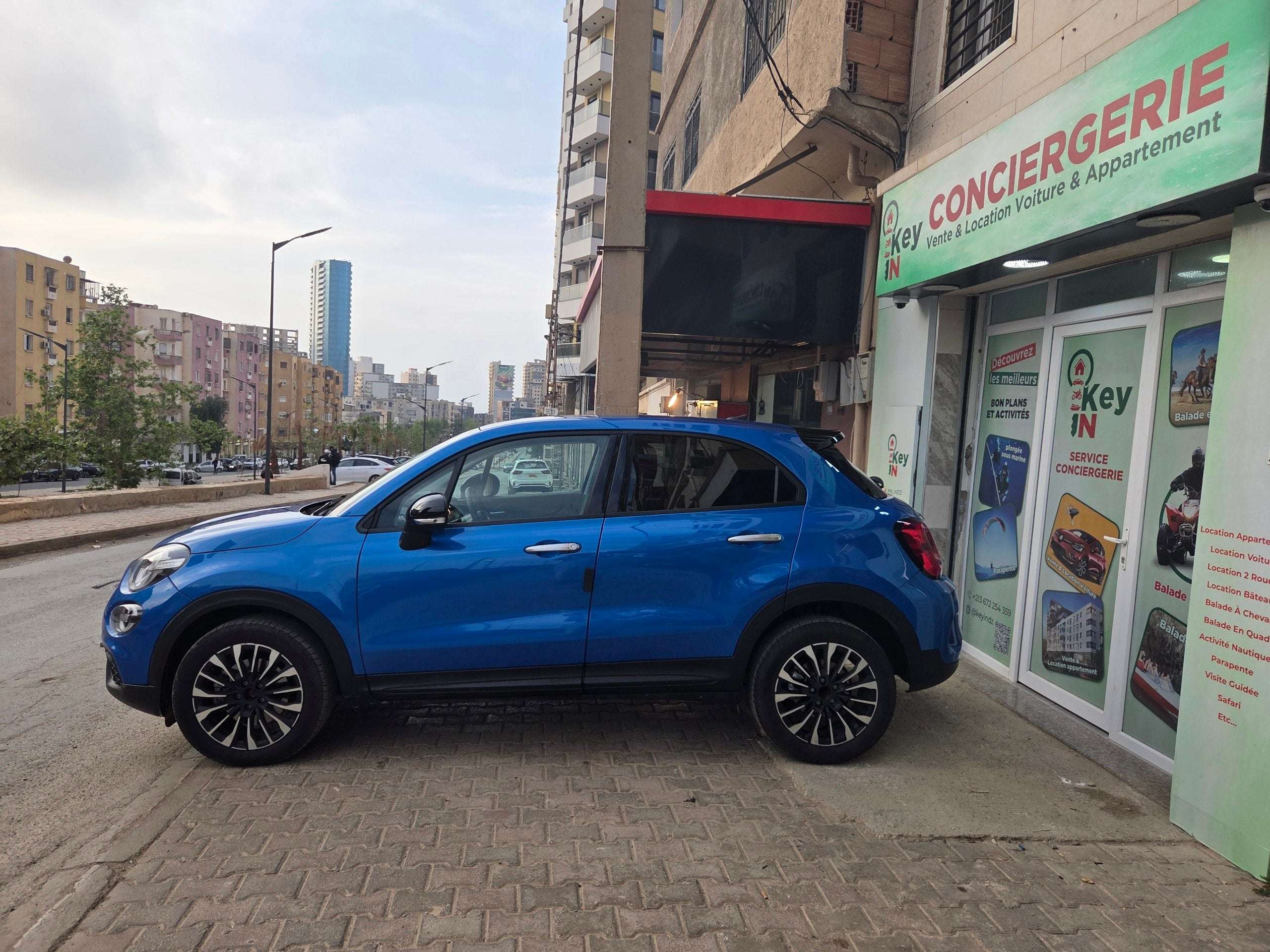 Véhicule Location Fiat 500X SUV automatique bleu chic Oran | Keyin-DZ