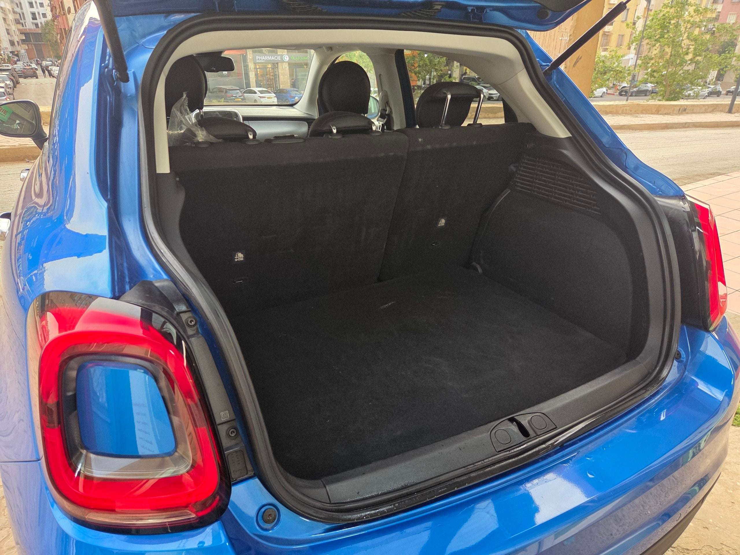 Véhicule Location Fiat 500X SUV automatique bleu chic Oran | Keyin-DZ