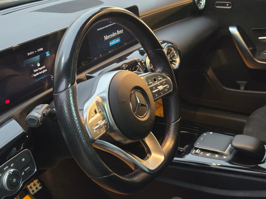 Location Mercedes Classe A 200d AMG Line — Berline Premium Automatique à Oran