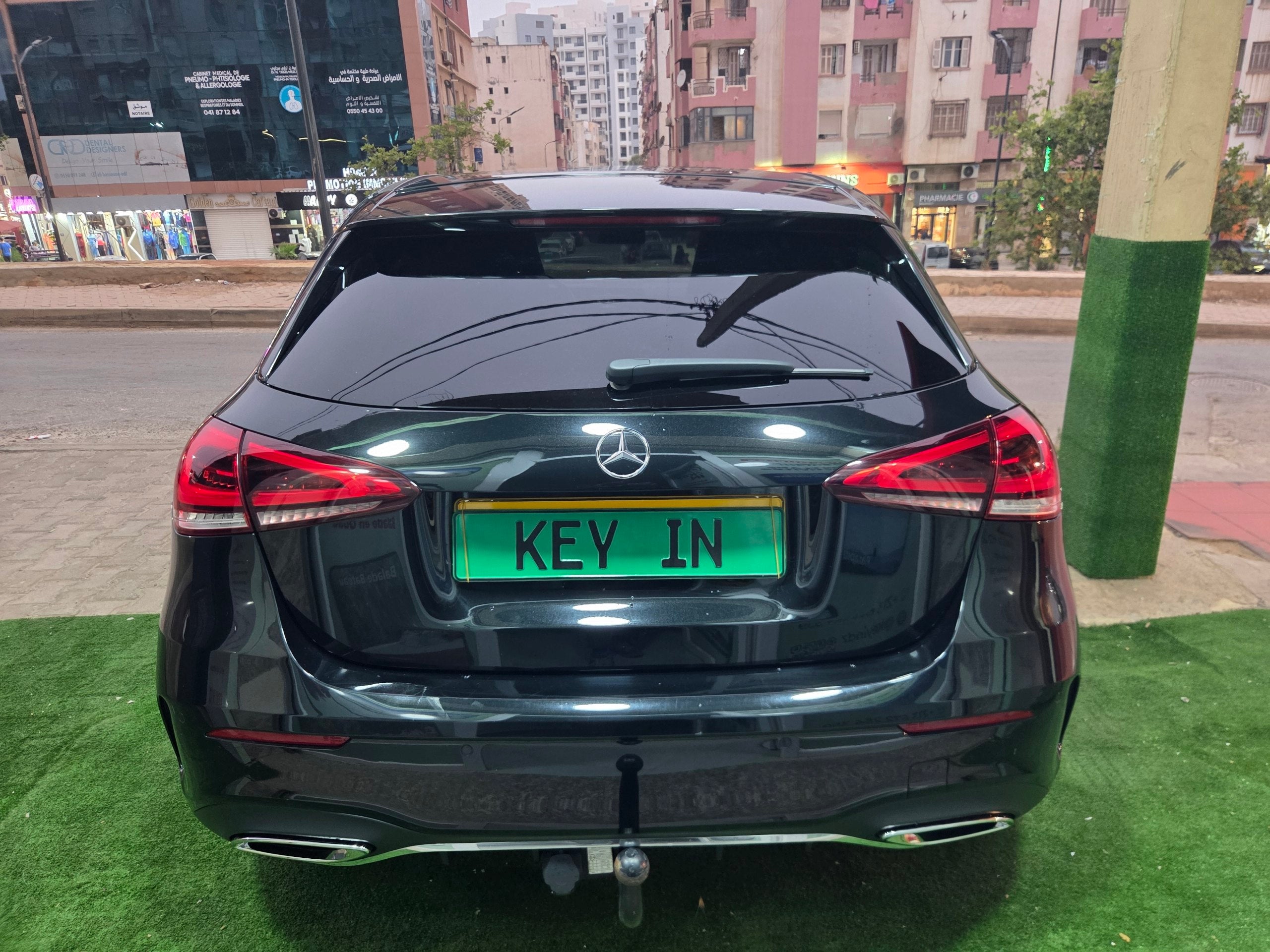 Location Mercedes Classe A 200d AMG Line — Berline Premium Automatique à Oran