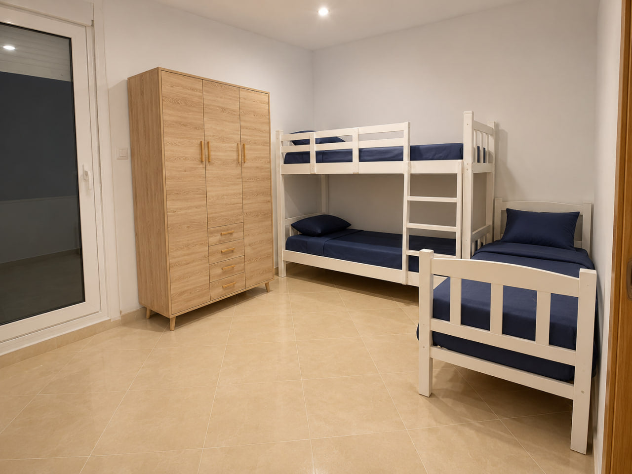 Logement F3 Familial Spacieux 90 m² — Résidence Kortoba, (8 Pers.)