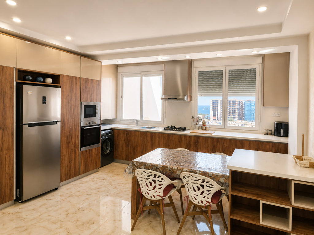 Appartement Vue Mer Akid Lotfi, Oran — 9e Étage, Résidence Sécurisée, Fibre & IPTV Illimitée