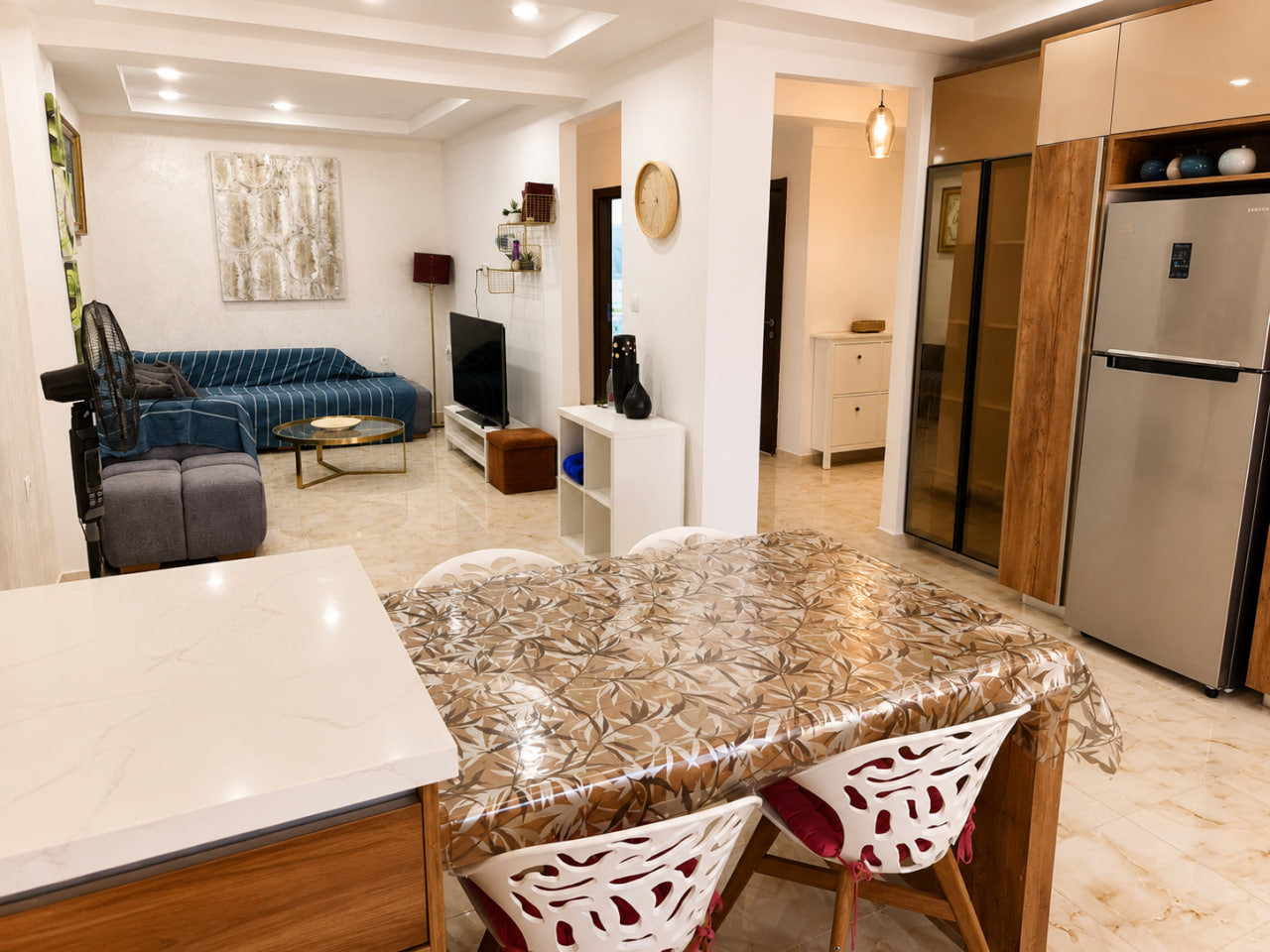 Appartement Vue Mer Akid Lotfi, Oran — 9e Étage, Résidence Sécurisée, Fibre & IPTV Illimitée